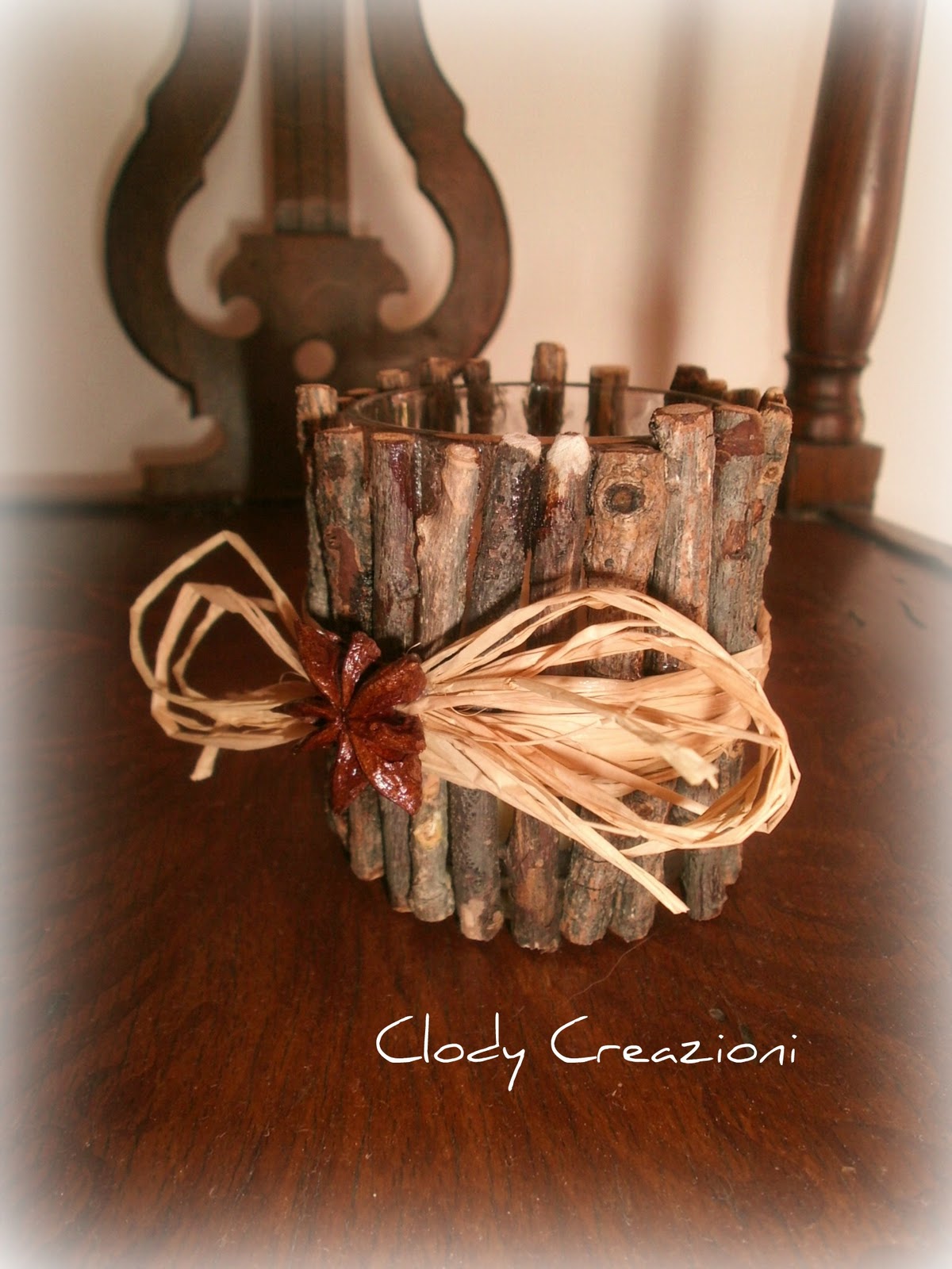 Candeliere In Legno Con Vetro 17cm H22cm