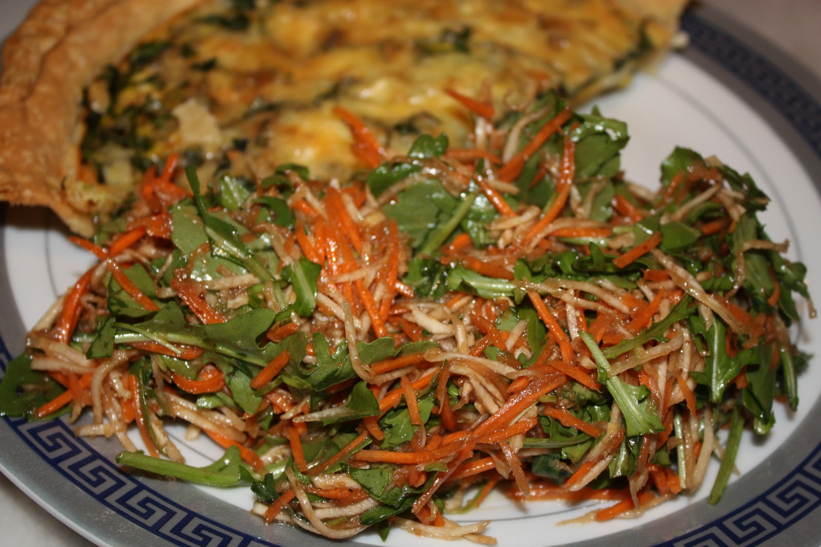 Hydromel et Ambroisie Salade type remoulade, vinaigrette à l'érable