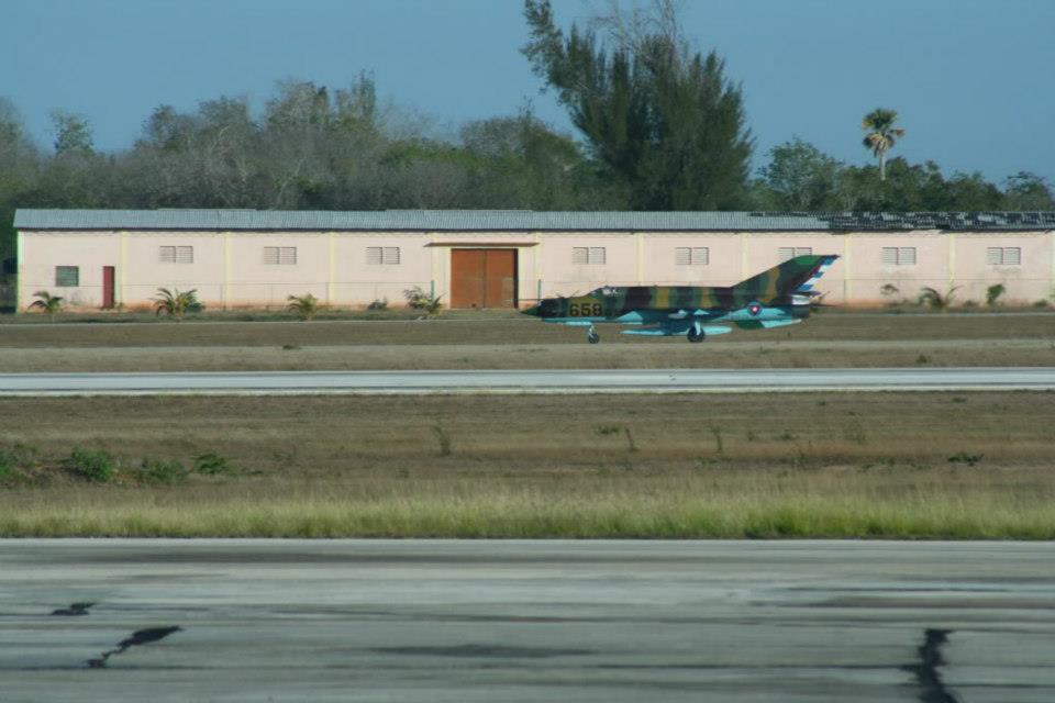 CUBA+MIG-21BIS+658.jpg