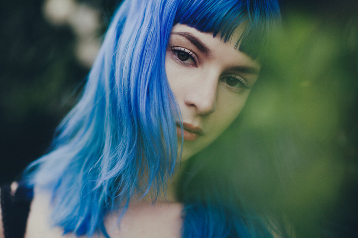 glittering heads dream.: Blue Belle.