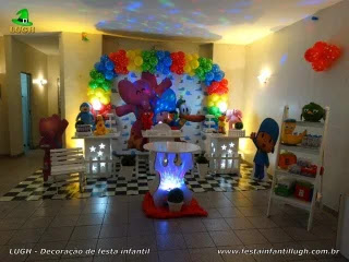 Decoração de aniversário Pocoyo para mesa do bolo - Festa infantil - RJ