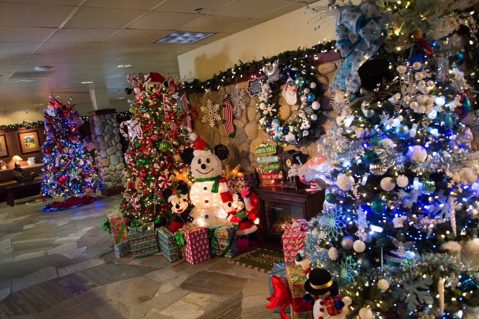 2022 Carson Vally Inn Christmas Light Display Carson Valley Inn Complete Christmas Week Schedule, Diamonds for