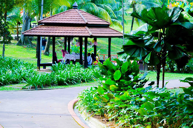 Lepak Di Taman Tasik Perdana Kuala Lumpur