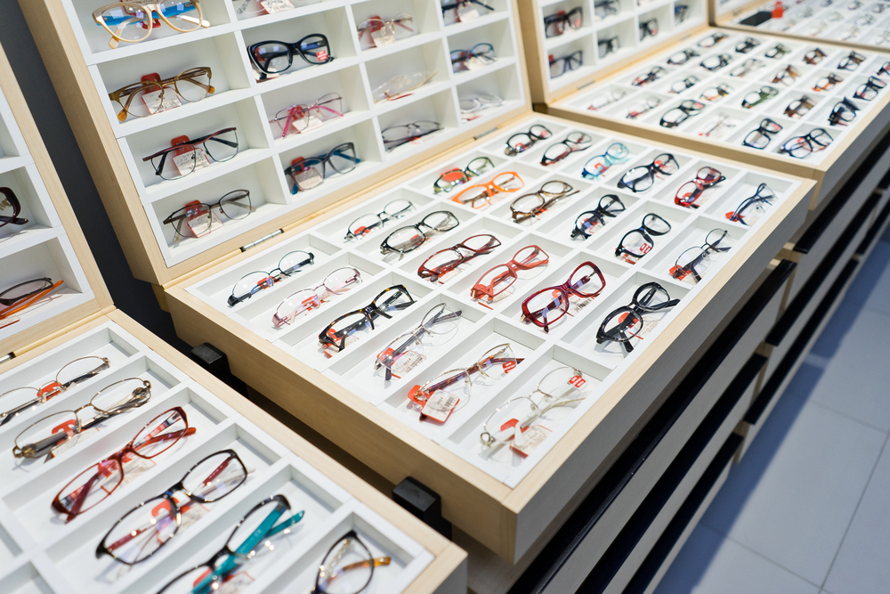 Why you should opt for the Best Glasses Store to suit your Personality