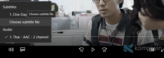 memunculkan subtitle