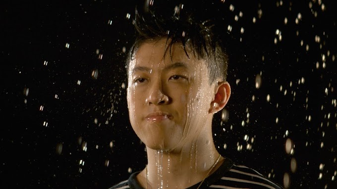 Lirik Lagu Rich Brian See Me