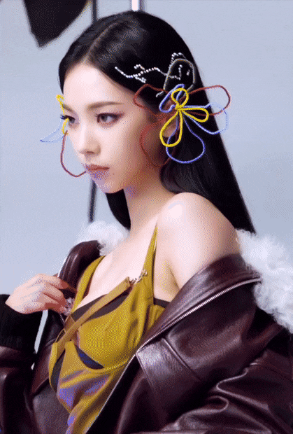 게임 캐릭터 같은 에스파 카리나 - 꾸르