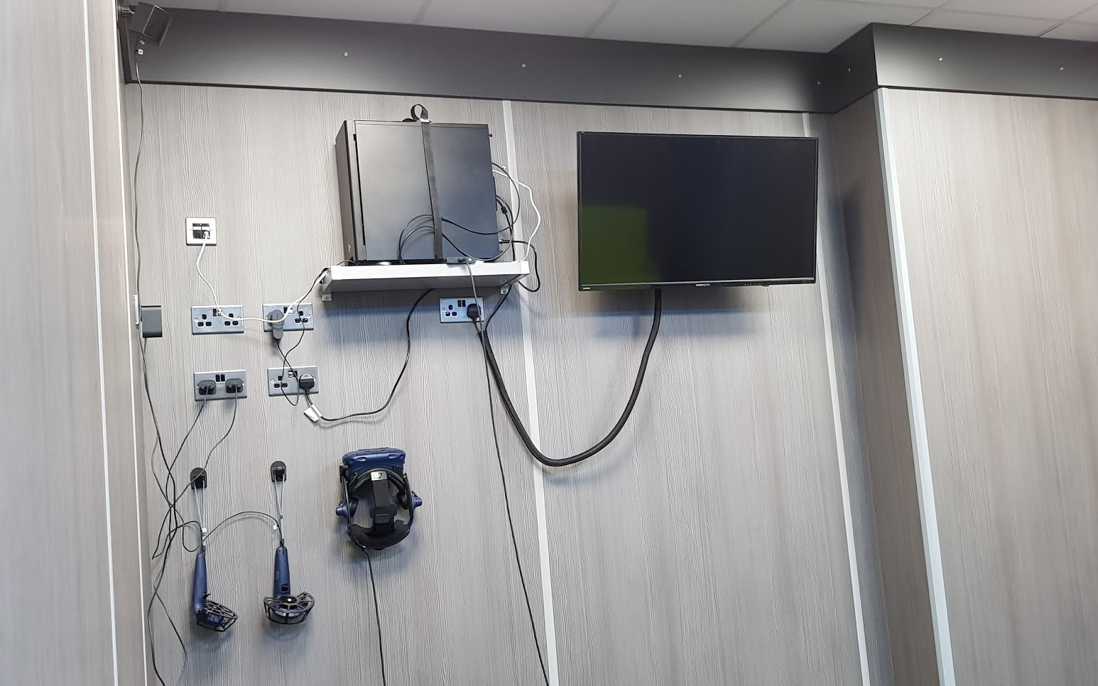 The Brick Castle XGen VR Virtual Reality Centre Review, Stockport. (Guests to review)