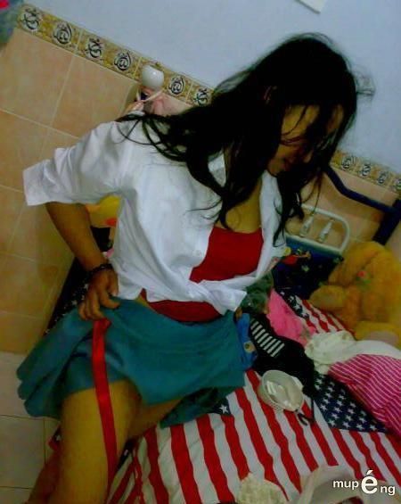 Celana Dalam Cewek Sma Schoolgirls Selling Their Panties In Toilets News Animekon Foto Cewe