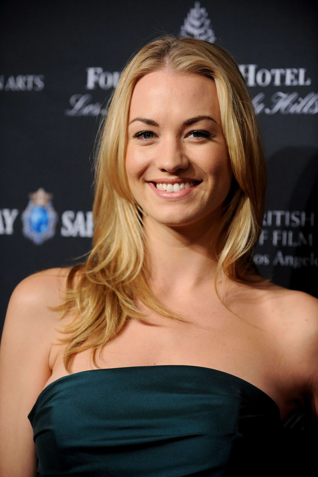 Yvonne Strahovski summary | Film Actresses