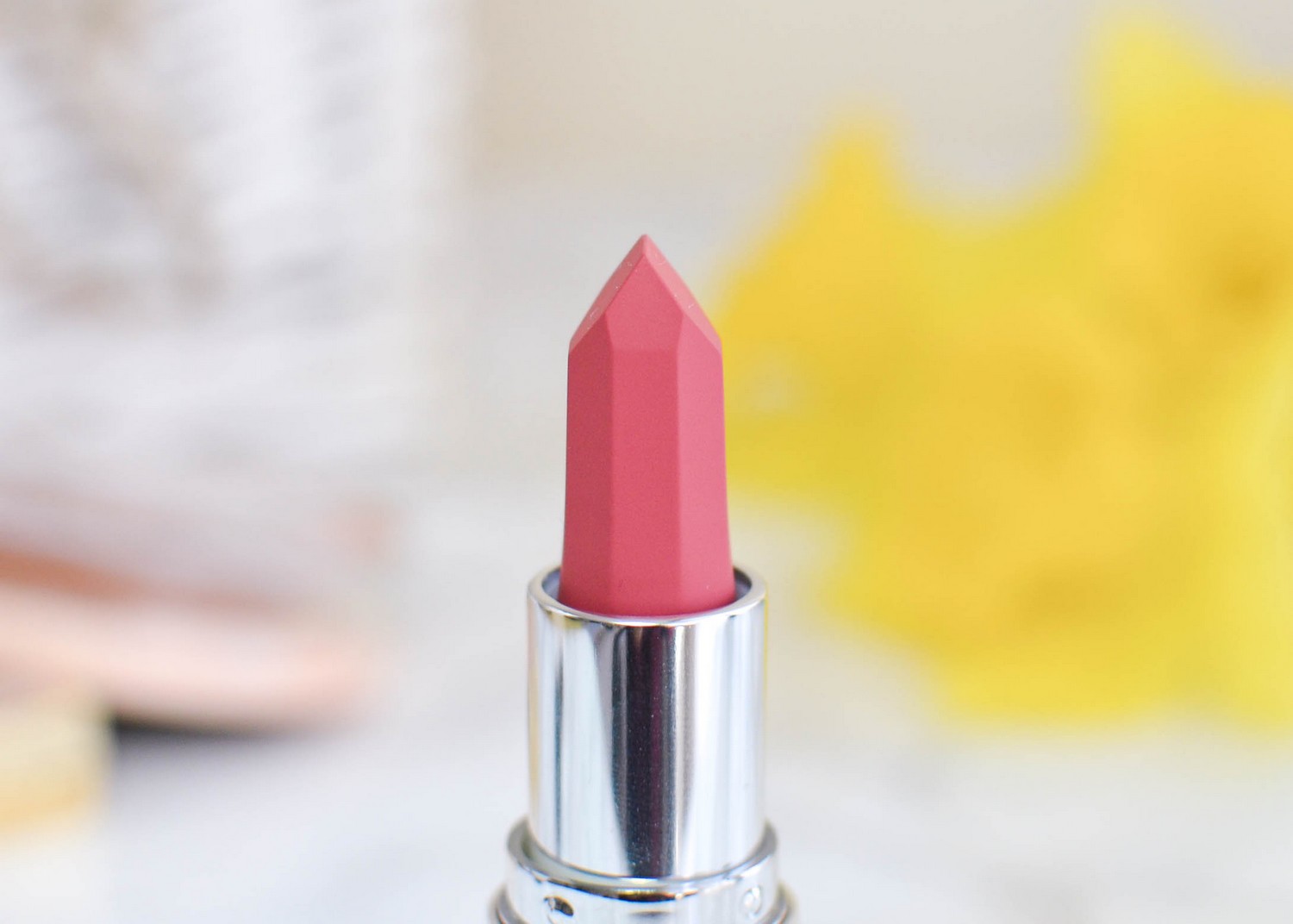 Avon True Matte Legend Lipstick Flawless