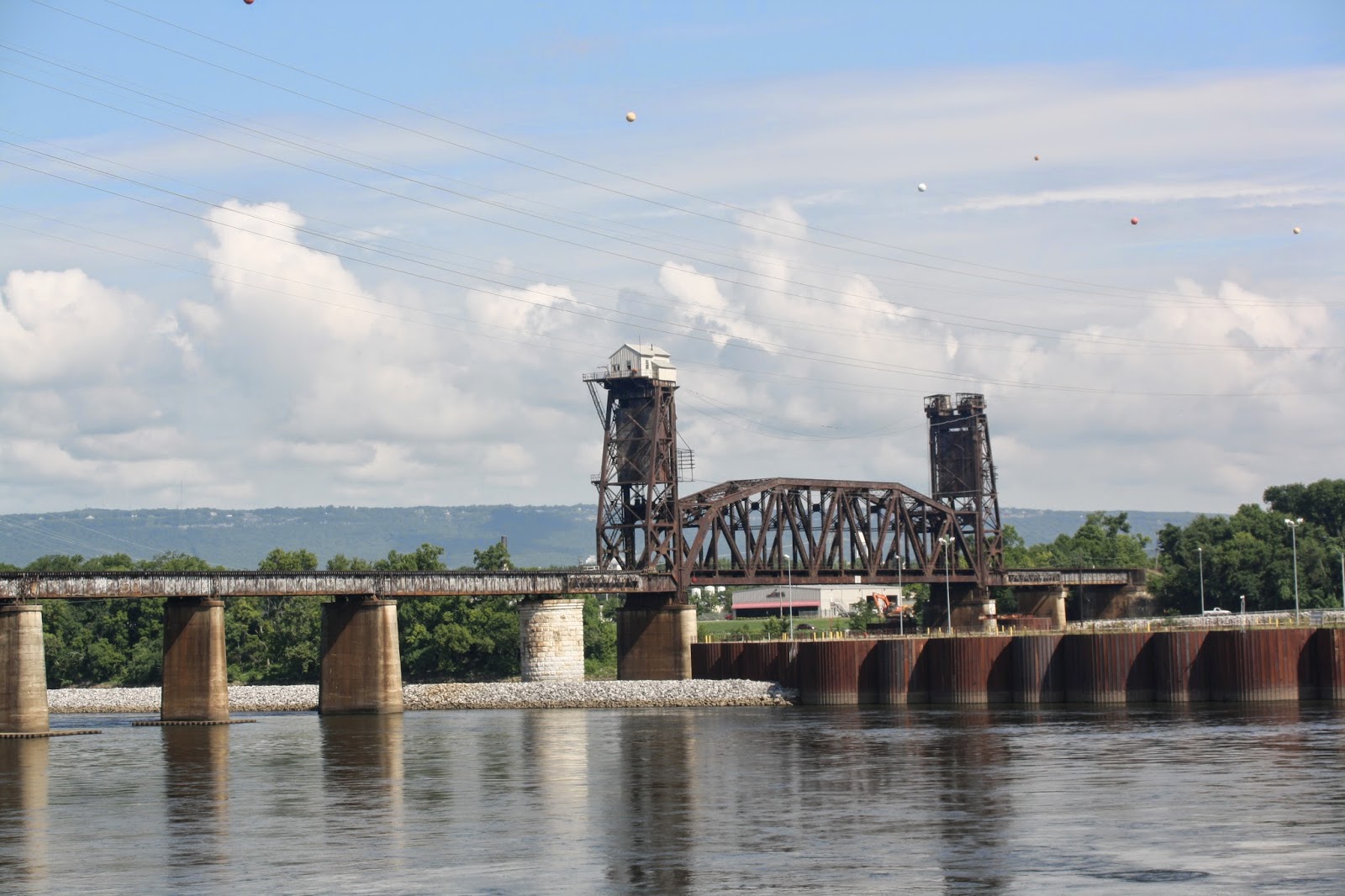 Play Chattanooga The Chickamauga Dam