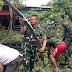 Dandim Lamongan Singkirkan Pohon Tumbang