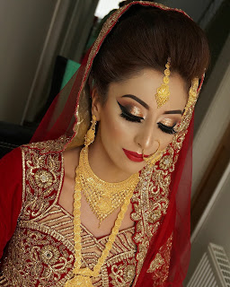 gudiya ka makeup dikhao