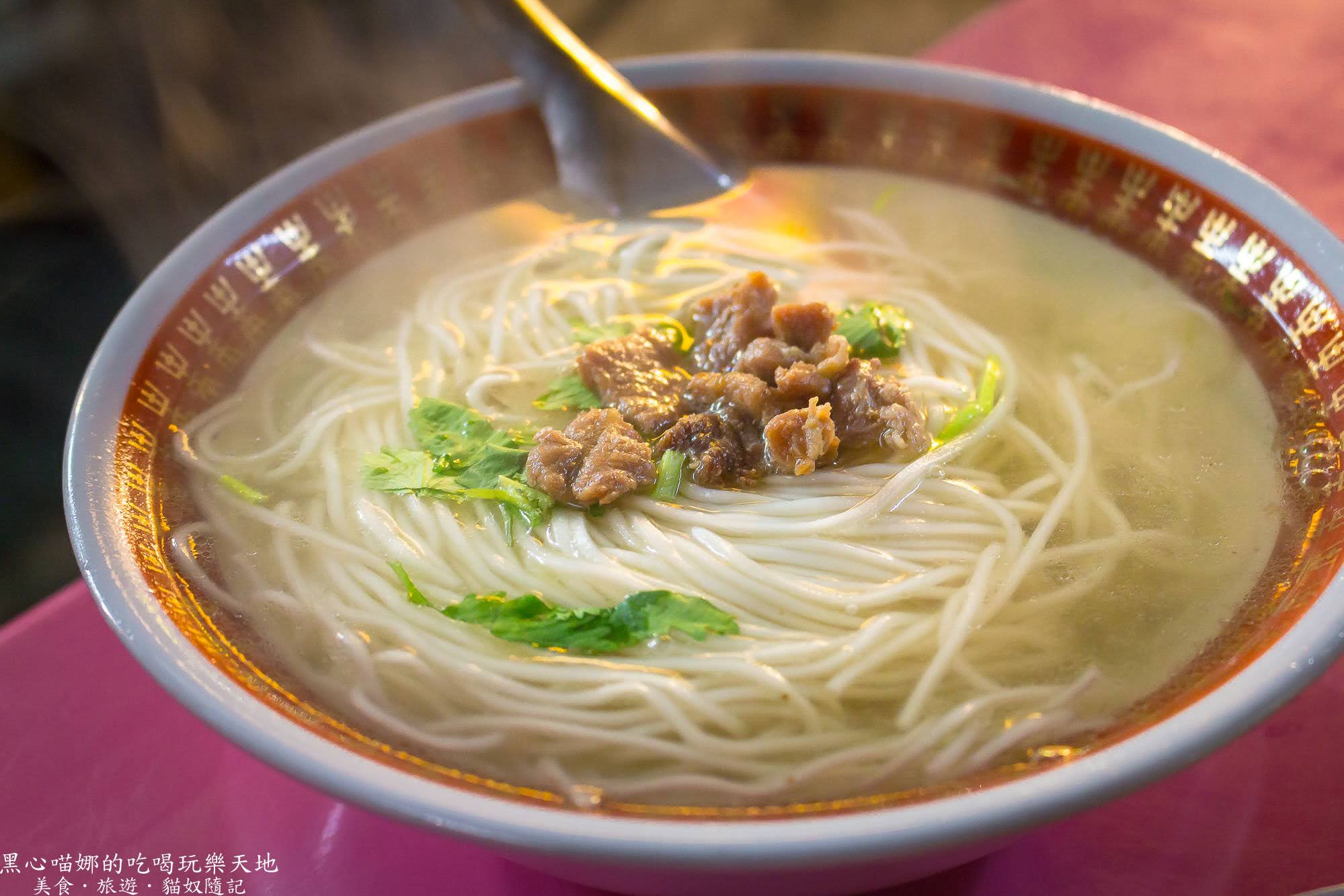 高雄苓雅︱光華夜市香菇肉燥飯　每個人心中都有一碗第一名的肉臊飯，我愛的是這家，你呢？