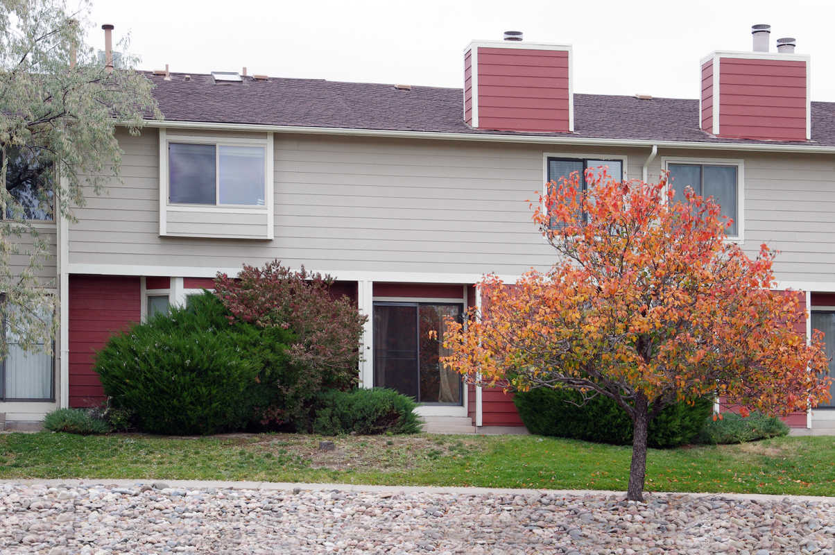 Colorado Springs Realty For Sale 3BR/2 1BA Townhouse in Colorado