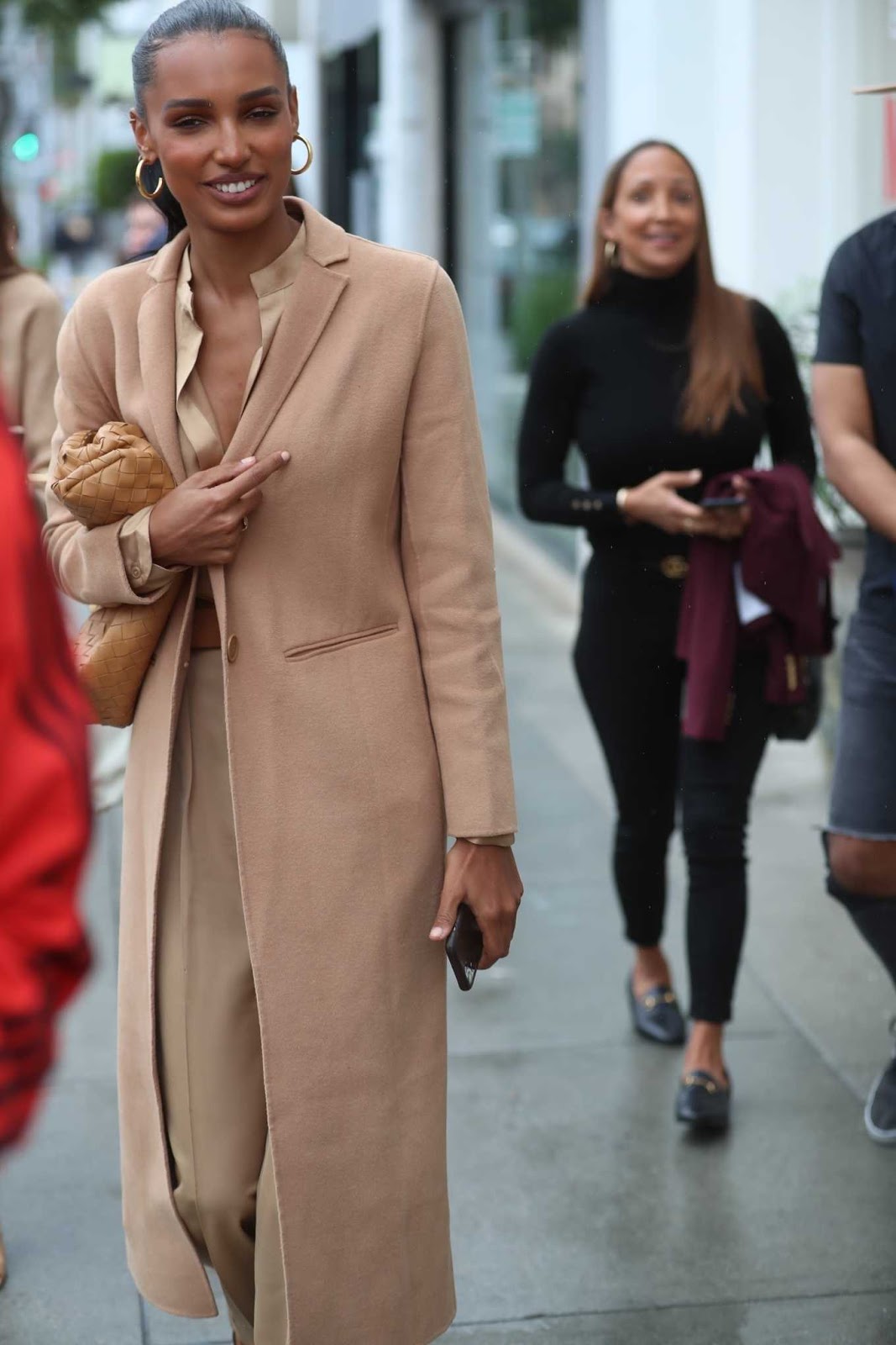 Street Style: Jasmine Tookes - Stylish Starlets