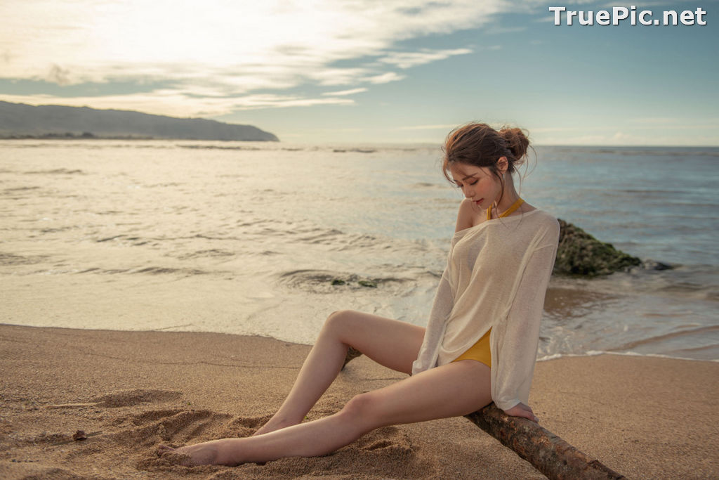 Image Kim Moon Hee - Korean Fashion Model - Golden Sundance Monokini - TruePic.net - Picture-17
