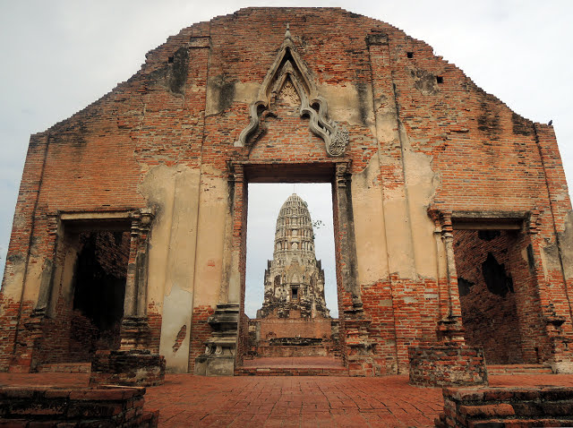 拉嘉布拉那寺 Wat Ratchaburana