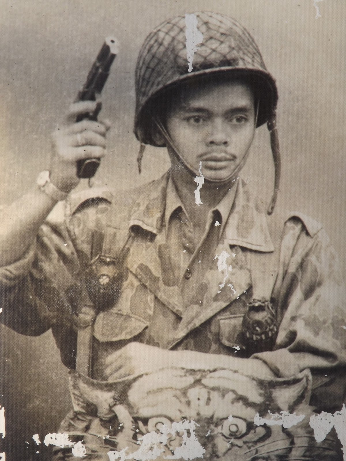 Cahyoes Antique Gallery: Foto Tentara Jadul