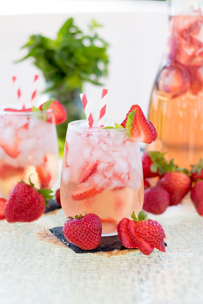 Strawberry Rosé Sangria Delicious Cuisine Recipes