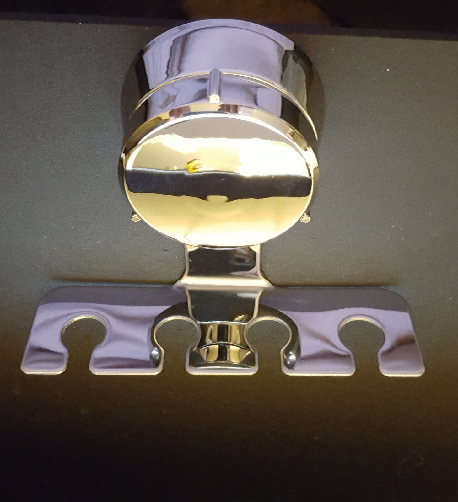 Consumer Reviews HOME SO Toothbrush Holder with Superior Suction Cup