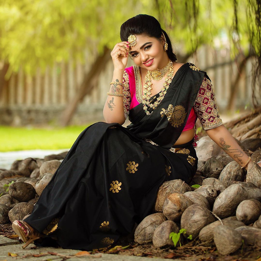 Actress shalu shammu photos