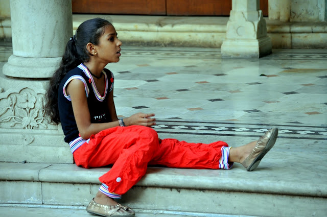 jaipur rajasthan young girl red pants