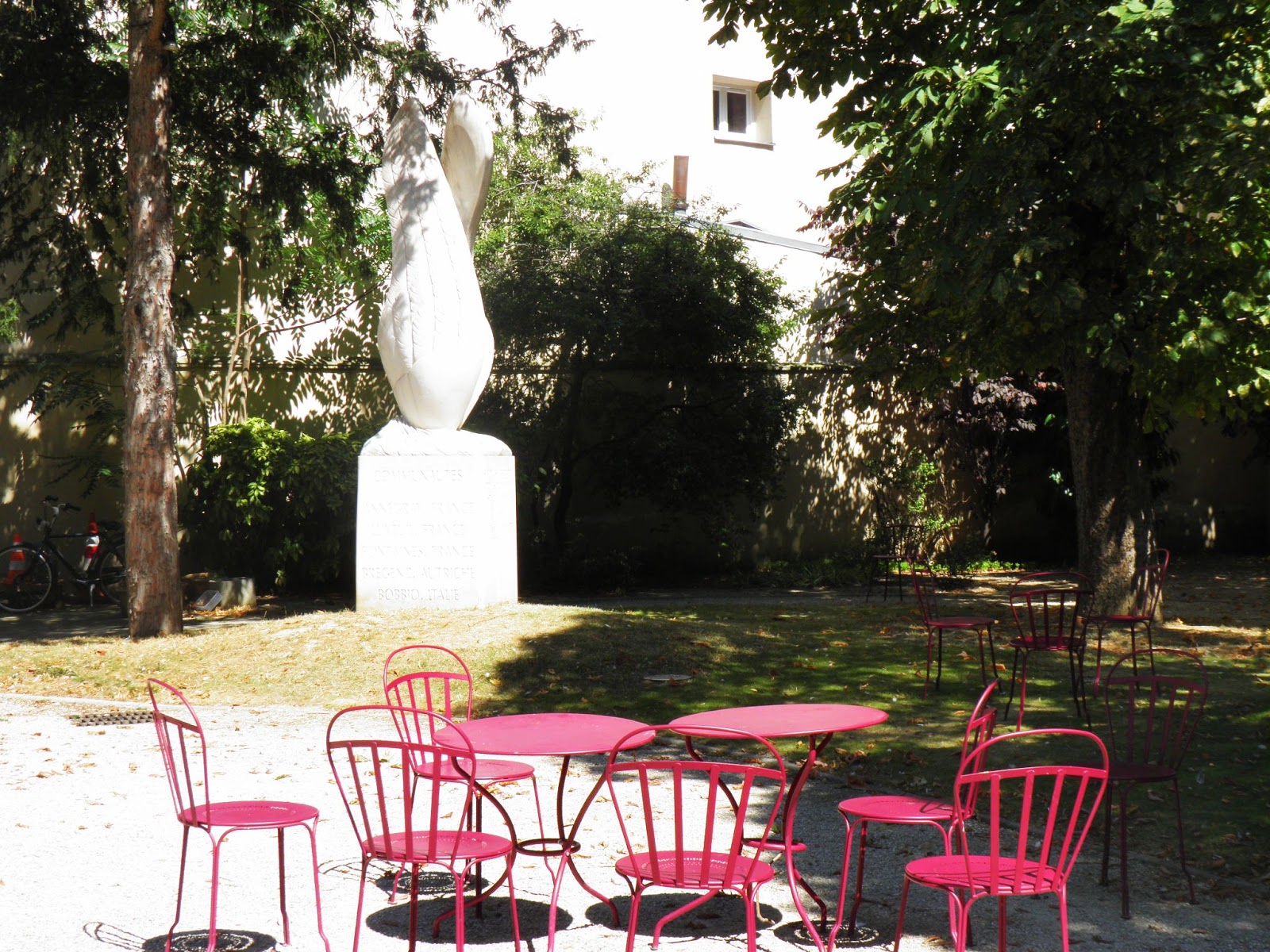 Centre Culturel Irlandais 5 Rue Des Irlandais 75005 Paris Le Centre Culturel Irlandais - Parisian touch