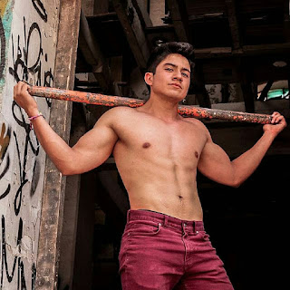 Juan Bernardo Flores