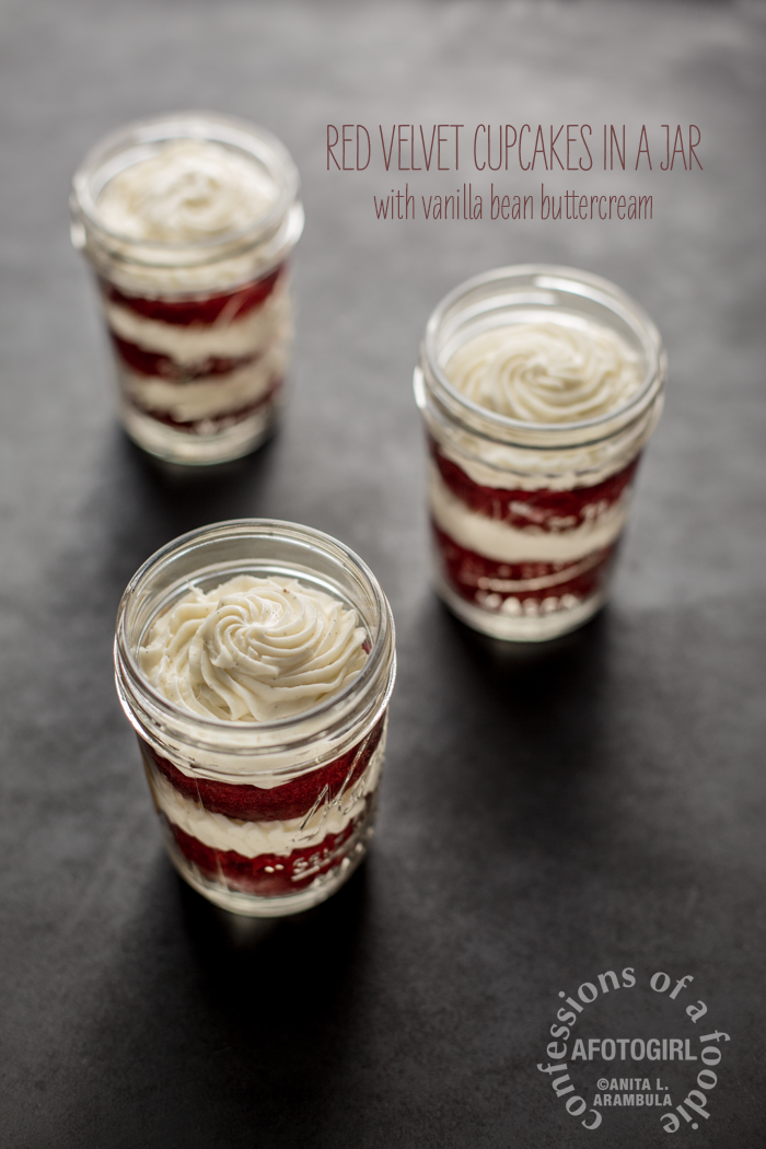 DIY Christmas red velvet cupcakes in a jar with vanilla bean