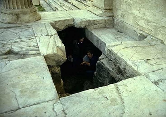 Κρυφές είσοδοι στην απαγορευμένη» Ακρόπολη των Αθηνών