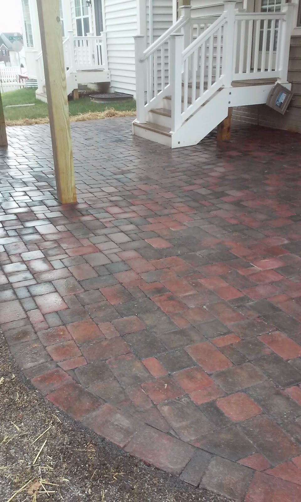 BEAUTIFULL YOUR HOME WITH INTERLOCKING PAVERS Random Patio Red