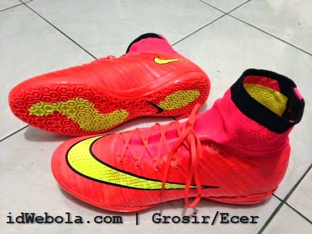 Sepatu Futsal Nike Superlfy Pink Sepatu Futsal Nike Superlfy Pink