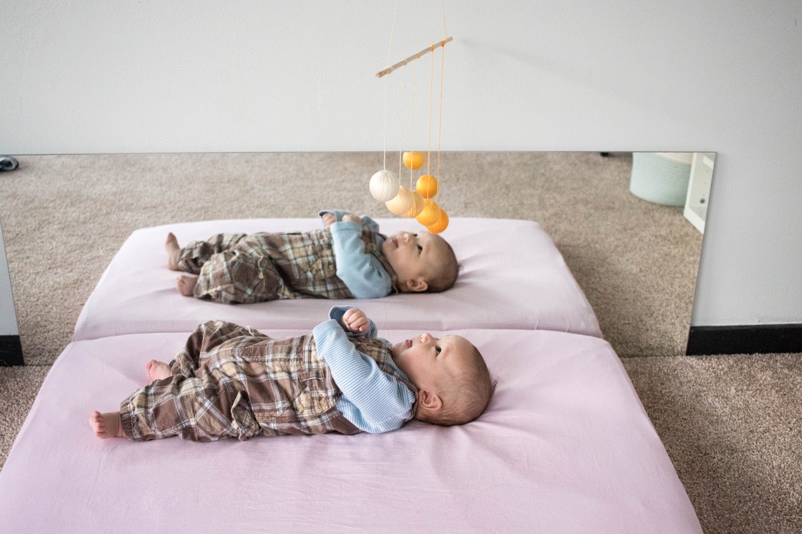 The Gobbi Mobile Montessori Baby Week 11