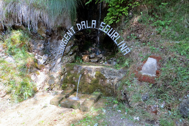 pozze smeraldine tramonti di sopra