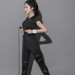 An Seo Rin – Fitness Set Foto 14
