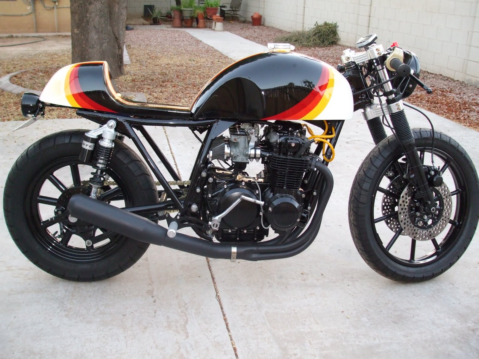 Honda cb550 Cafe Racer