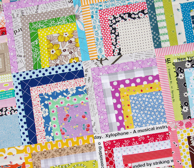 Red Pepper Quilts Scrappy Quarter Log Cabin Quilt And Tutorial