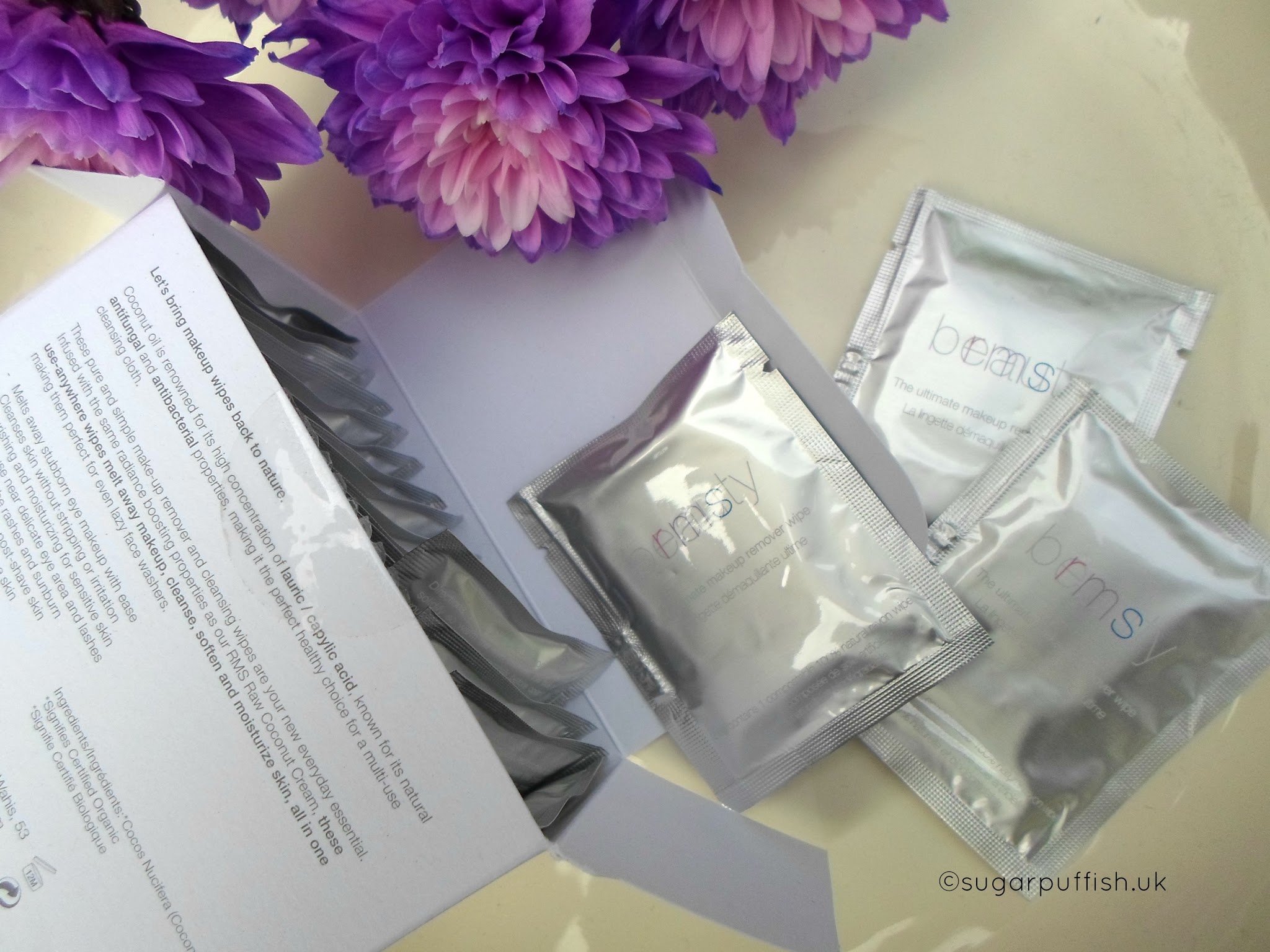 Review RMS Beauty Ultimate Makeup Remover —