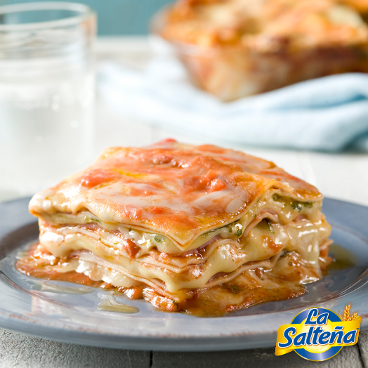 Ya la probaron? lasagna express de jamón y queso La Salteña Reflejos