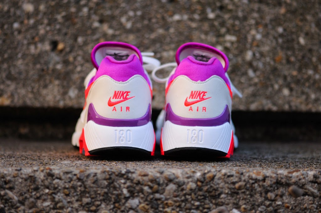 Nike Air Max 180 QS - Summit White / Laser Crimson - SneakerBox