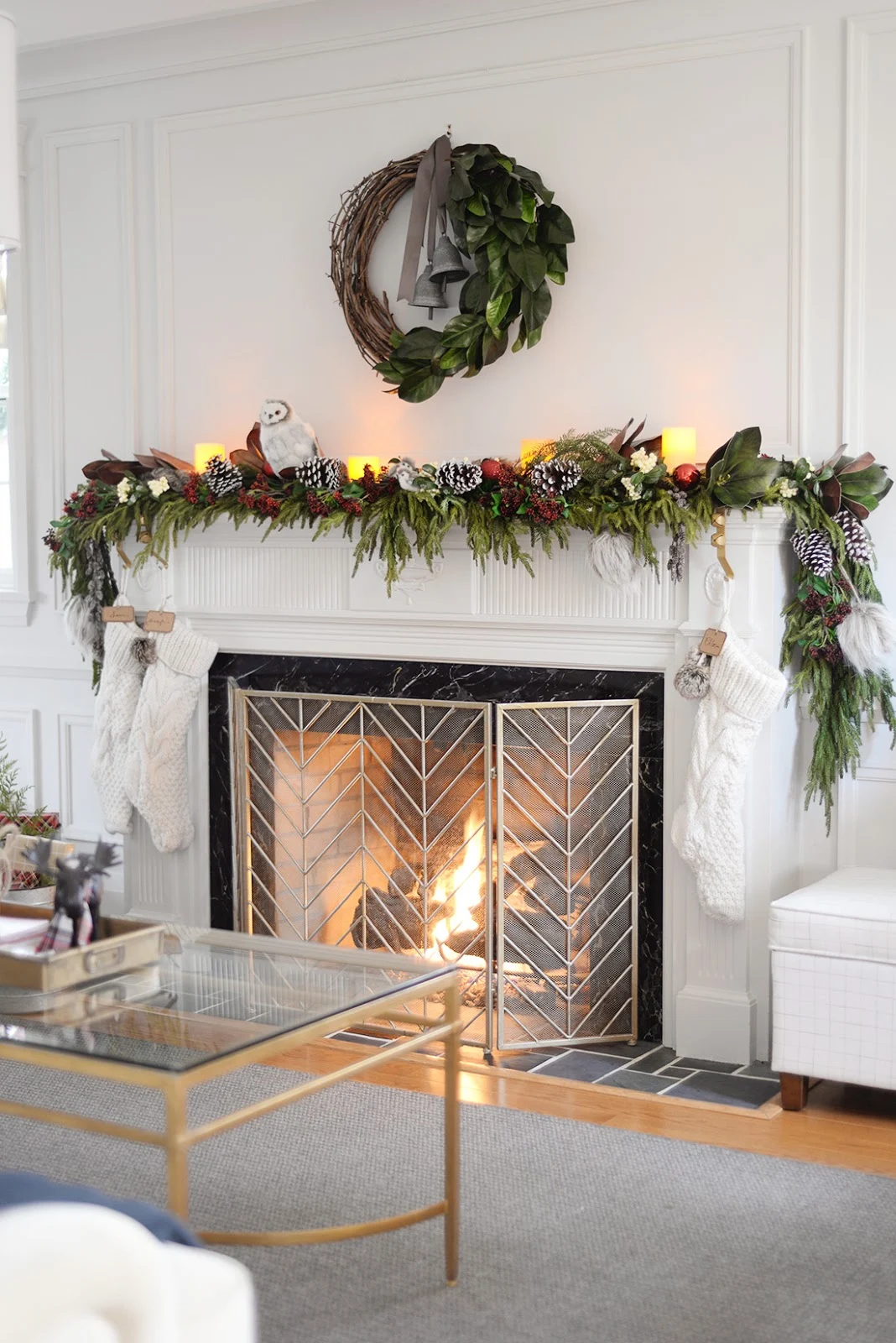 how to hang garland on mantle, how to hang garland on mantel, hang christmas garland, garland on fireplace mantel