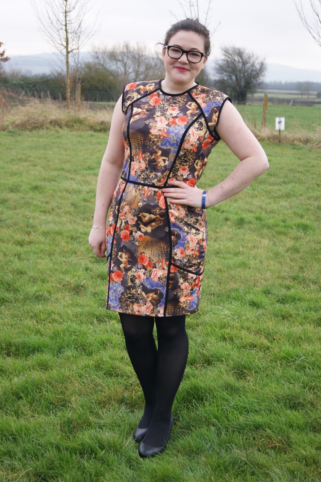 New Years Eve outfit- Baroque print bodycon dress... - Frills 'n' Spills