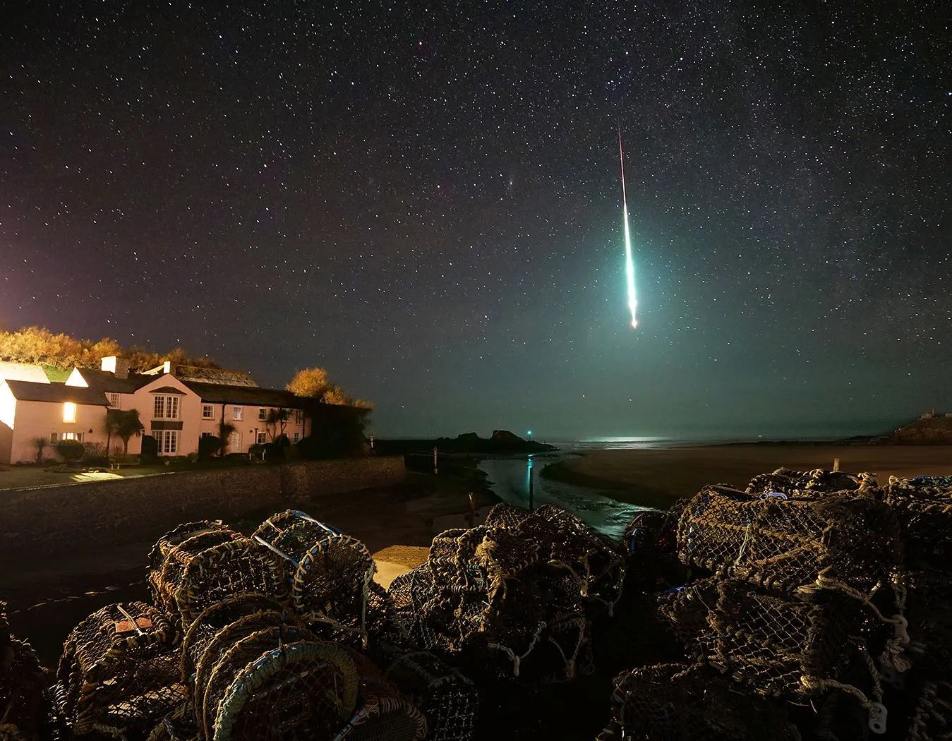 Meteorit explodiert über Cornwall | Ein Fotograf macht spektakuläre Aufnahmen 