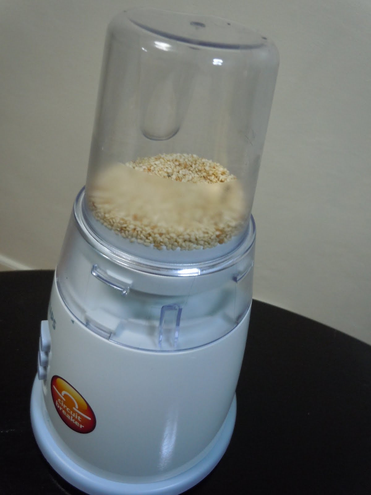 Arama Kitchen ごまの炒り方・すり方(How to roast and grind sesame seeds)