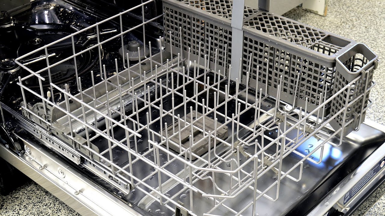 KitchenAid - Kitchenaid Dishwasher Problem