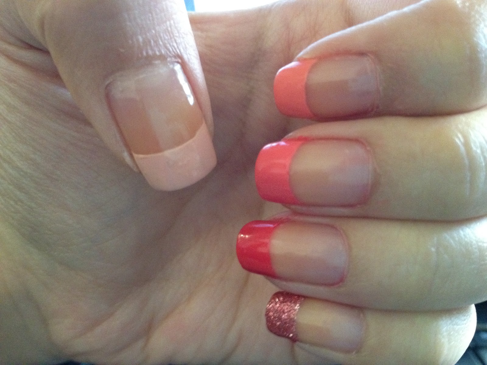 Blog : NOTD: Coral Gradient French Tips
