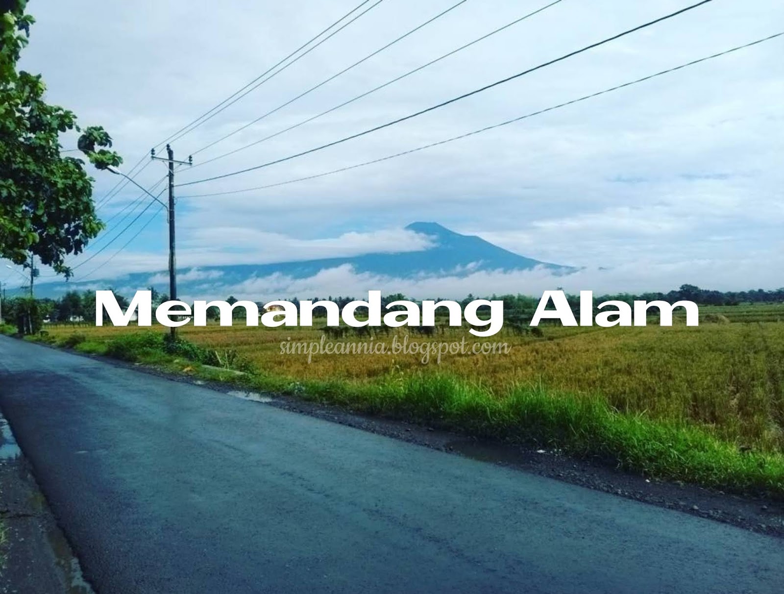 Simple Life Lirik Lagu &quot;Memandang Alam&quot;