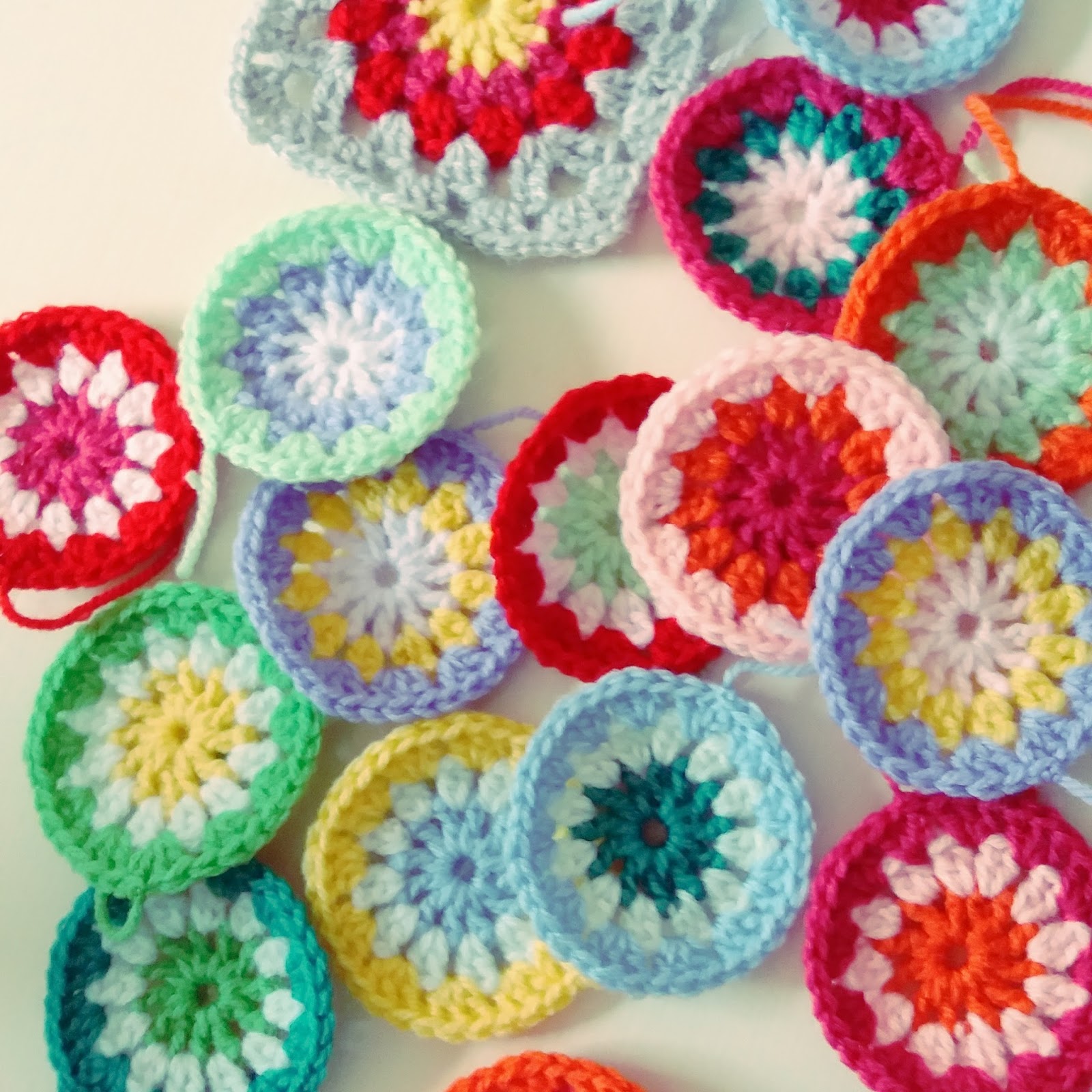 't Bezige Bijtje Flower Power Blanket... kleine Tutorial!